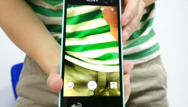 Sony Xperia Selfie - Llega el primer smartphone con flash en la cámara frontal