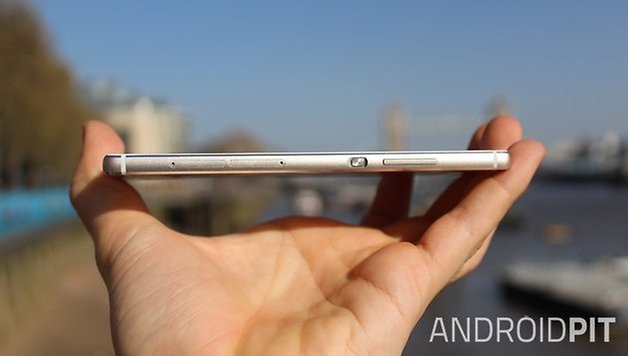 huawei p8 side