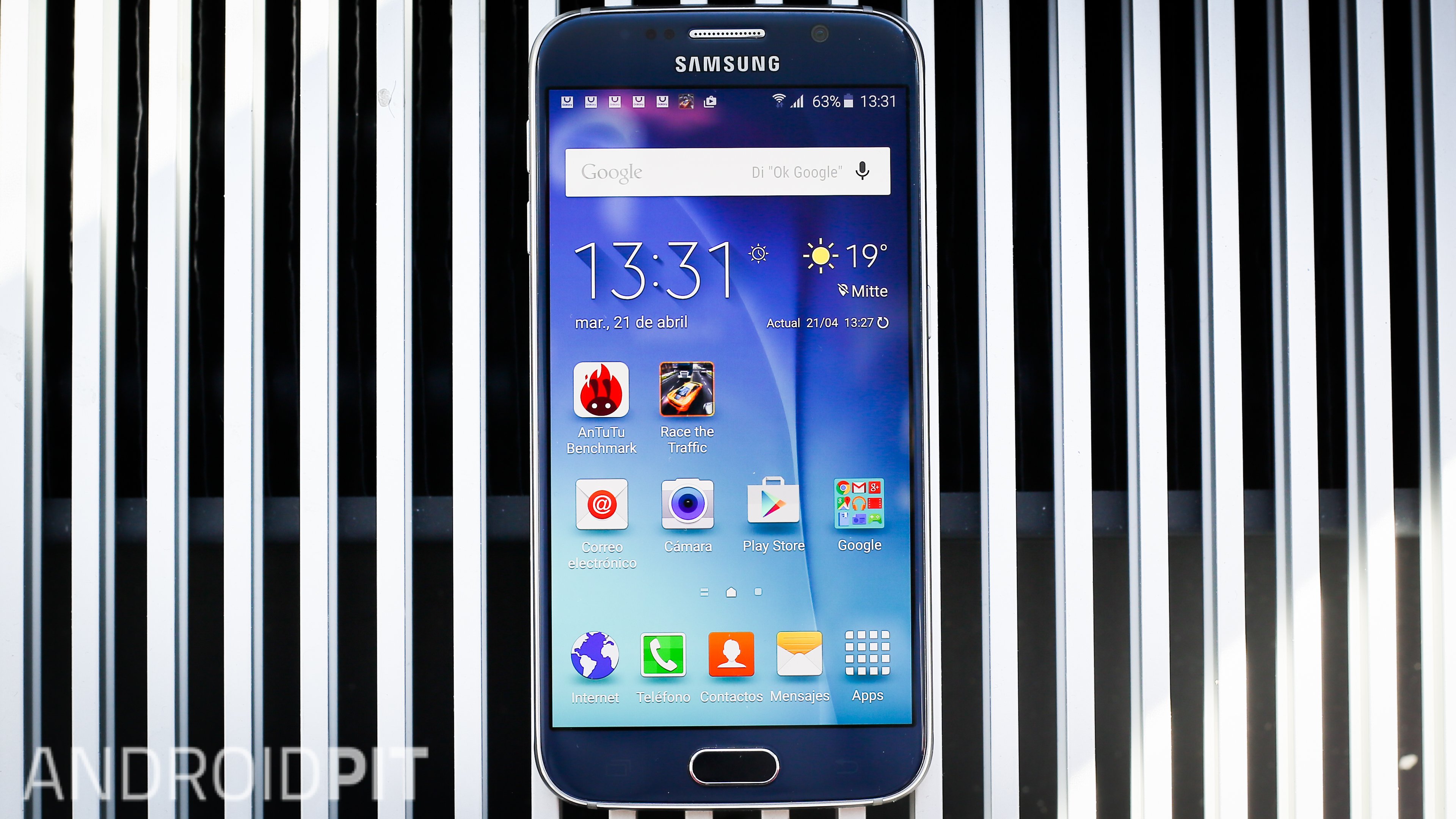 Inconcebible bolso cirujano Cómo tener Radio FM en el Samsung Galaxy S6 | NextPit