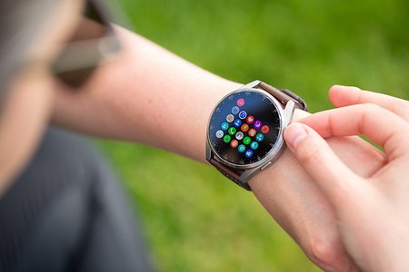 s3 frontier vs huawei watch gt