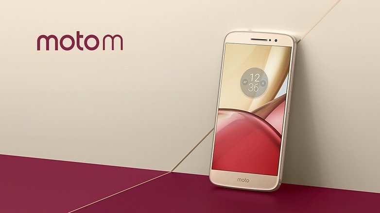 moto m design