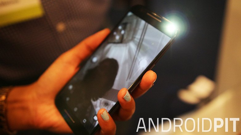 moto x style frontal camera