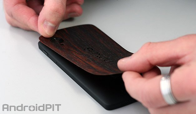 dbrand skin nexus 5 back anbringen