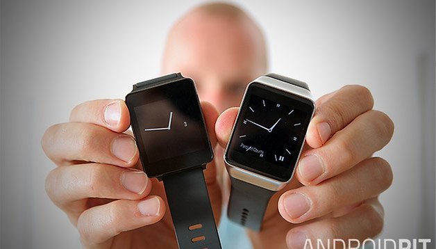 Come rispondono WhatsApp e Facebook Messenger ad Android Wear