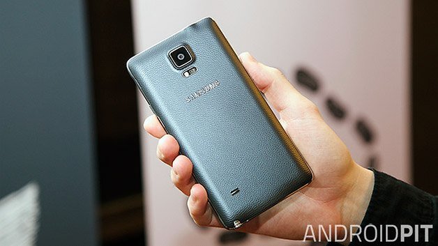samsung galaxy note 4 back hand