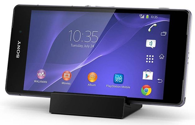 docking station dk36 xperia z2 angedockt