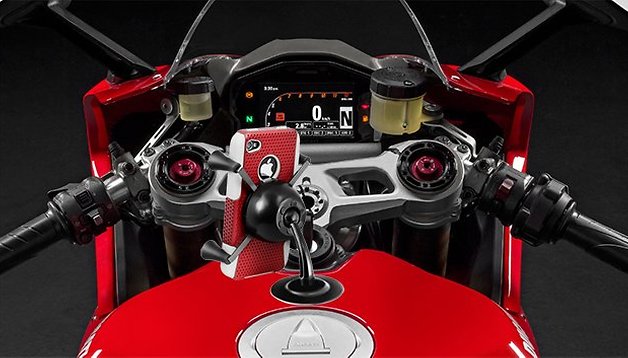 Al fin del mundo con tu smartphone - Los mejores adaptadores para coche y moto