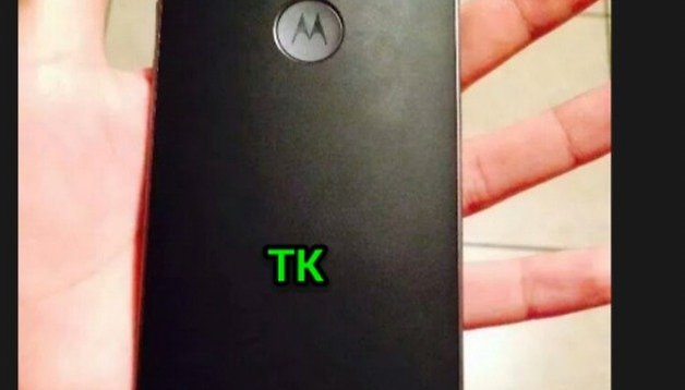 Mais um vazamento: Moto X+1 com traseira de couro