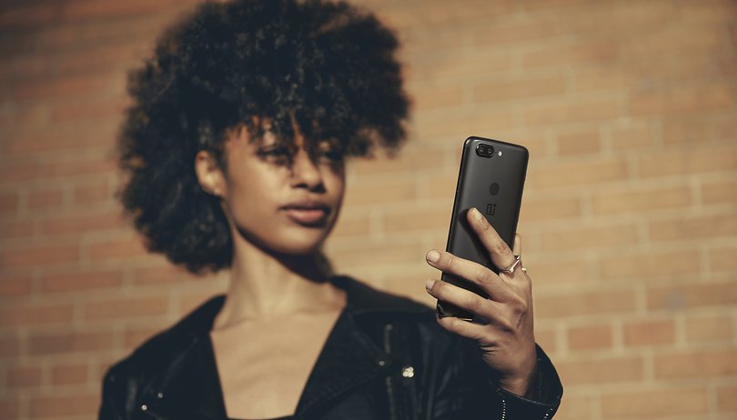 OnePlus 5T è ufficiale: display senza bordi e prezzo invariato