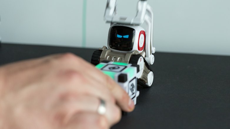 AndroidPIT Anki Cozmo 4