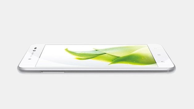 Lenovo S90
