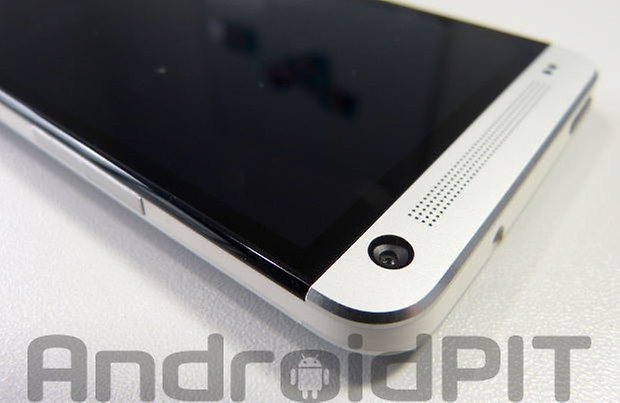 9 HTCOne