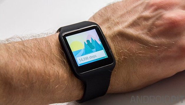 HTC: smartwatch rimandato ad un futuro migliore
