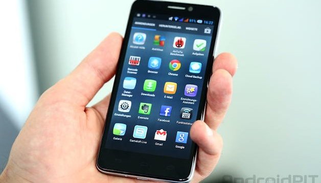 Alcatel One Touch Idol em teste: tela grande, preço pequeno
