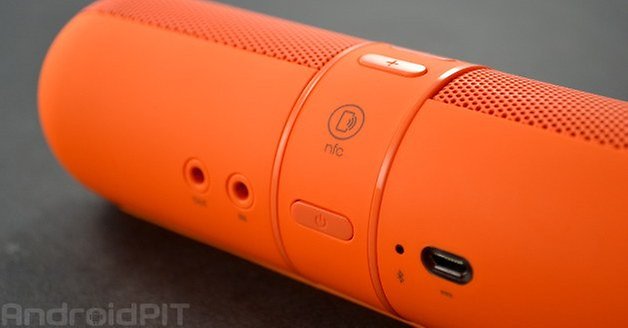 Как подключить beats pill к телефону