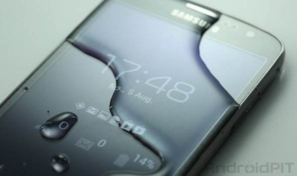 s4 active release date