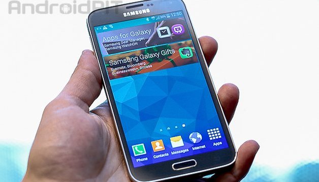 Tutoriel : Comment transformer un Samsung Galaxy S4 en Galaxy S5 ?
