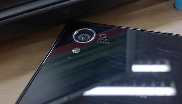 Sony, vendite in crescita e nuove foto dell'Honami