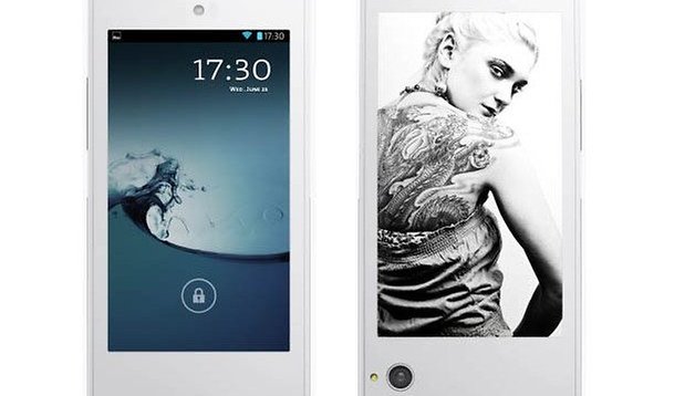 YotaPhone presented: the smartphone with an e-ink screen on the back