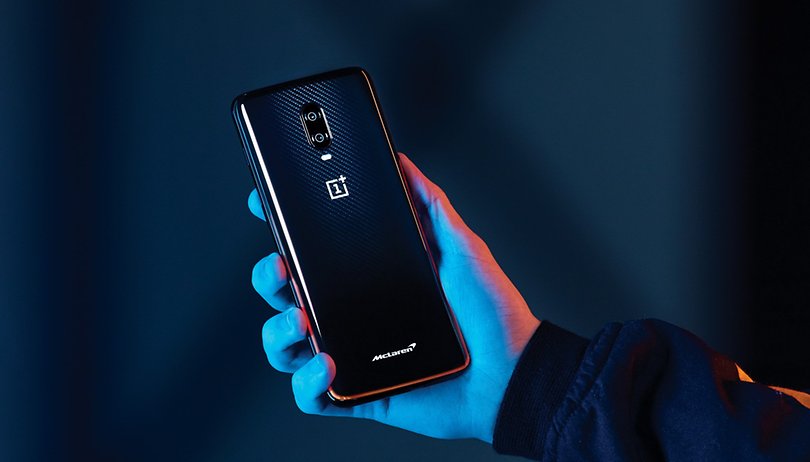 OnePlus 6T McLaren Edition é lançado com 10 GB de RAM e recarga ultra-rápida