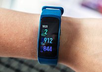 Samsung Gear Fit2 im Test: Luxuriöser Fitness-Tracker mit einem Hauch Smartwatch