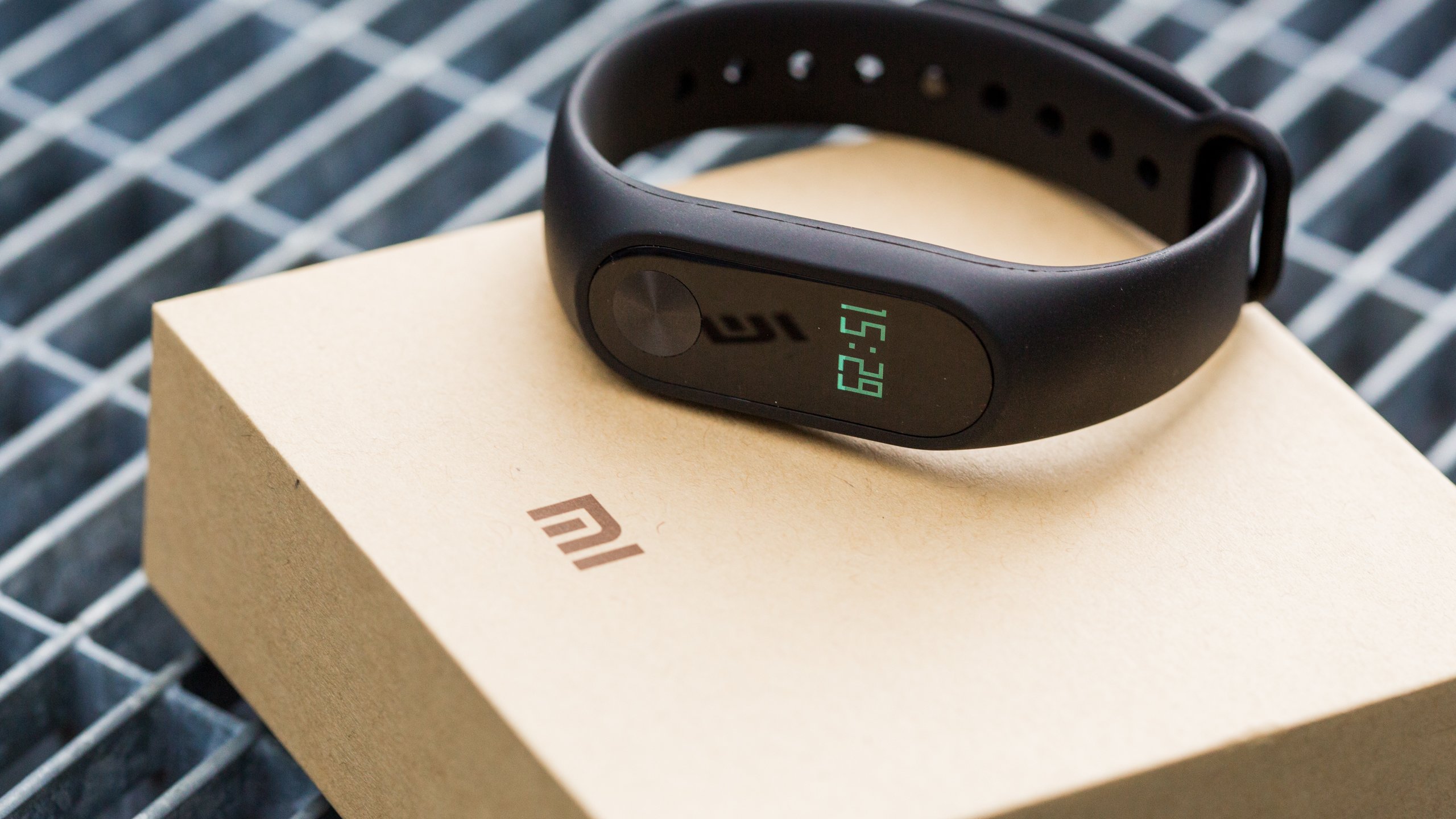 Xiaomi Mi Band 2 review king of the budget fitness trackers