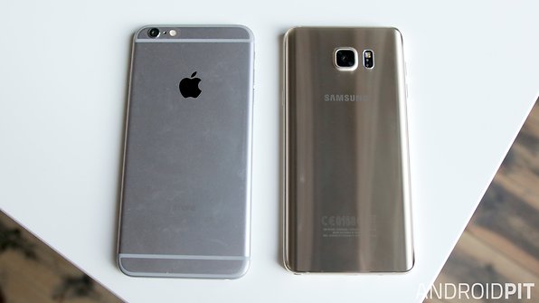 Sneeuwwitje strand Verwoesting Samsung Galaxy Note 5 vs iPhone 6 Plus comparison: huge competition |  NextPit