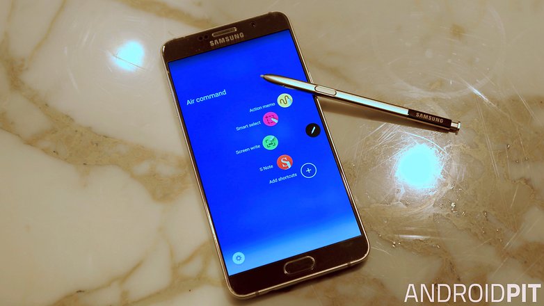 Galaxy Note 5 vs Huawei Mate 8 comparison: heavyweight 