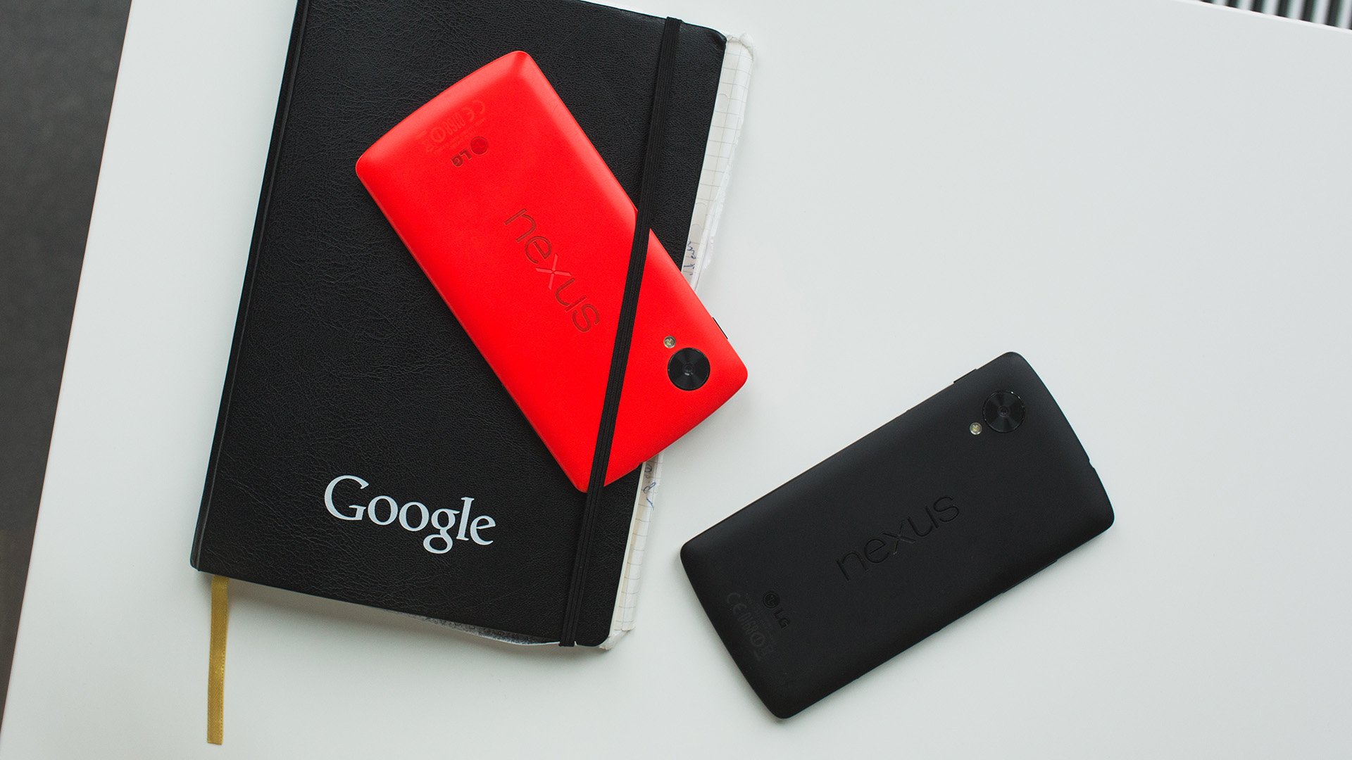 nexus 5 red