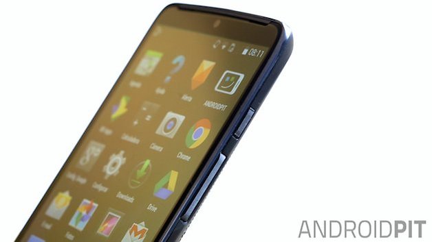 ANDROIDPIT Motorola motomaxx side