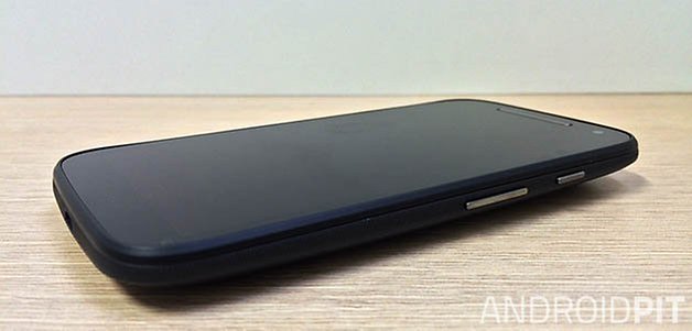 Moto e 2015 lateral