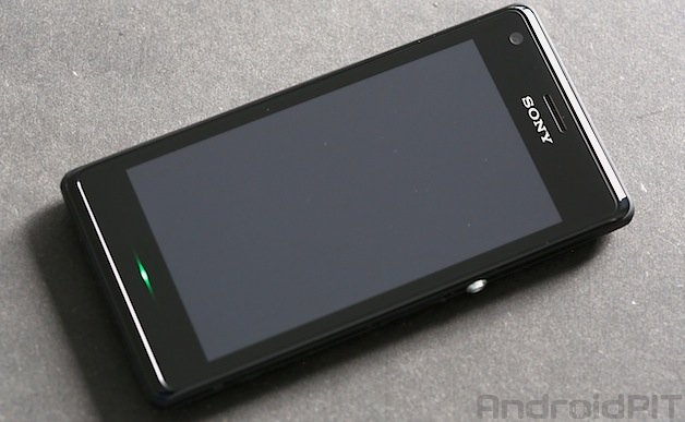 Analisis Xperia M - Sony apuesta por la correción en su gama media | NextPit