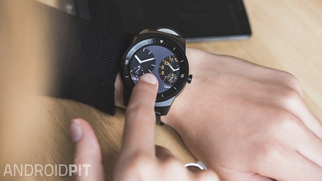 LG G Watch R fr 2