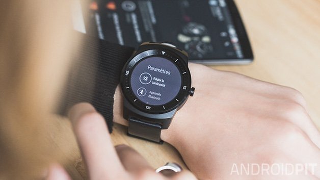LG G Watch R fr 3