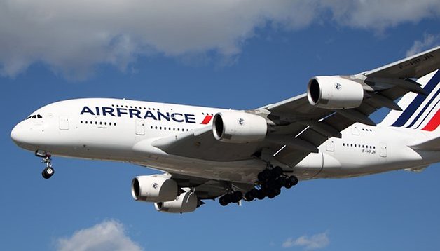 Pourra-t-on bientôt utiliser la 3G et 4G dans les avions ?