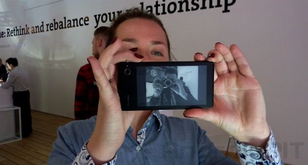 yotaphone test 1