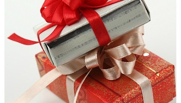 Grandi svendite ai magazzini Tim, Vodafone e Wind