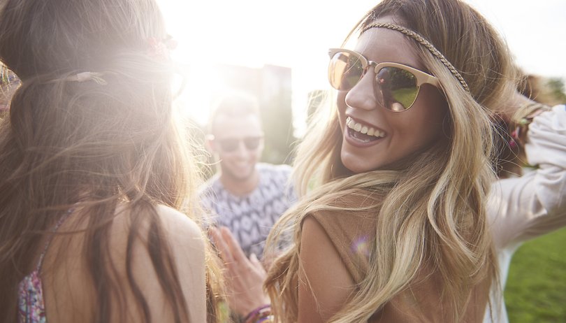 Handy im Sommer: So übersteht Euer Smartphone den Super-Sommer
