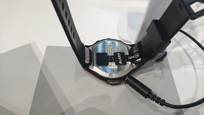 casio wsd f10 ces2016 4