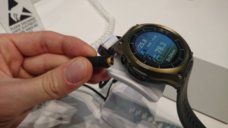 casio wsd f10 ces2016 5