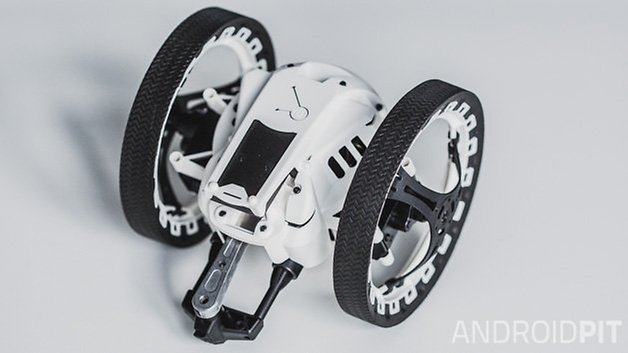parrot minidrone jumping sumo back