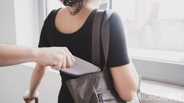 steal smartphone 1