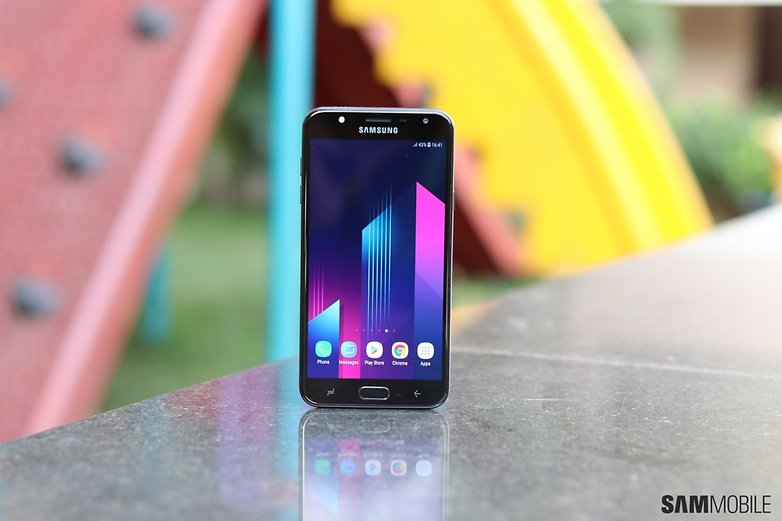 Galaxy J7 Duo Hands on 2