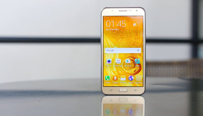 Review Do Samsung Galaxy J7 2015 O Smartphone Tela Grande E Bom De