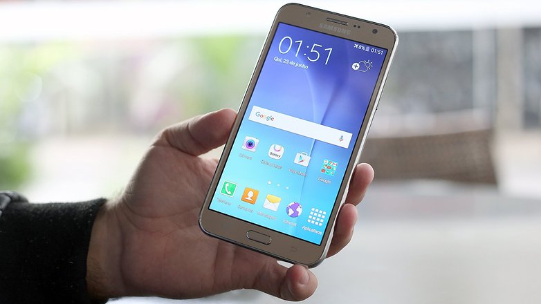 Review Do Samsung Galaxy J7 2015 O Smartphone Tela Grande E Bom De