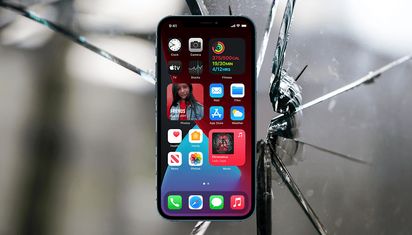 iPhone 12 apresenta problemas na tinta e vidro quebrado mesmo sem queda