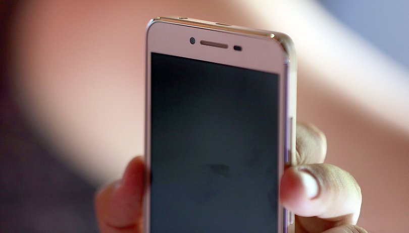 Lenovo relança o Vibe K5 com sensor biométrico por R$999,00
