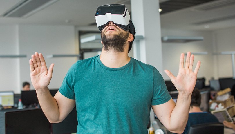 Immergetevi, scoprite ed esplorate: le migliori applicazioni VR (non giochi)