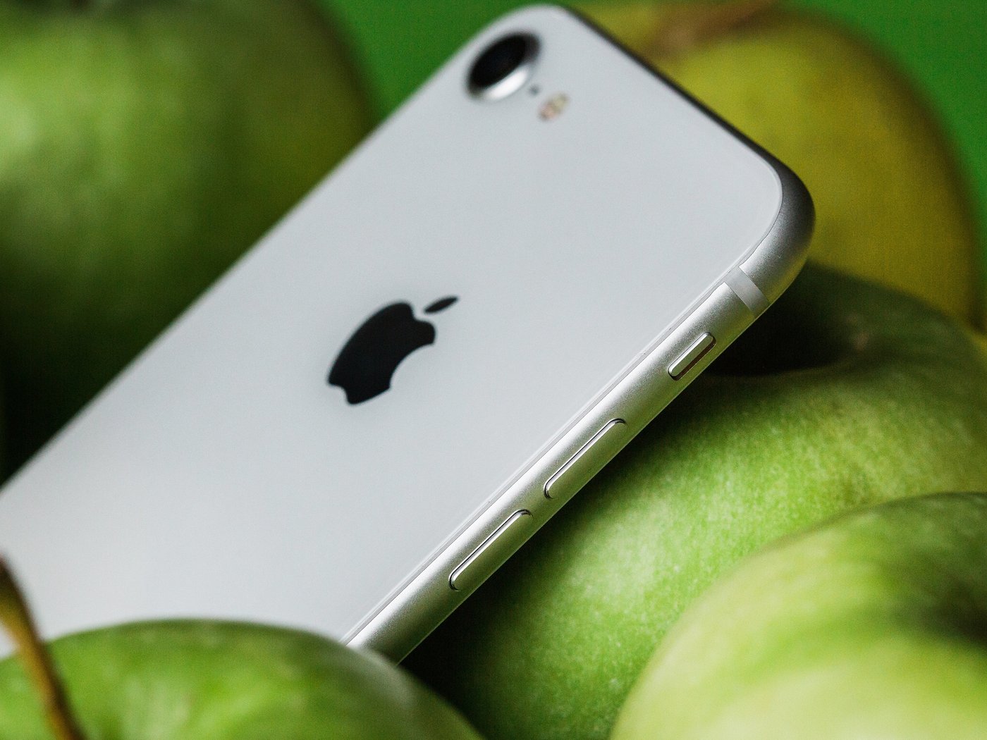 Apple iPhone 8 review: A size smaller | NextPit