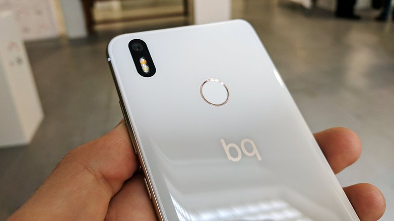 AndroidPIT BQ Aquarius PRO hands on 3